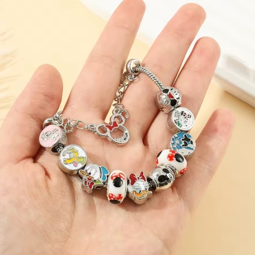 Disney Classic Friends Pandora Style Charm Bracelet Silver Tone - Picture 3 of 10